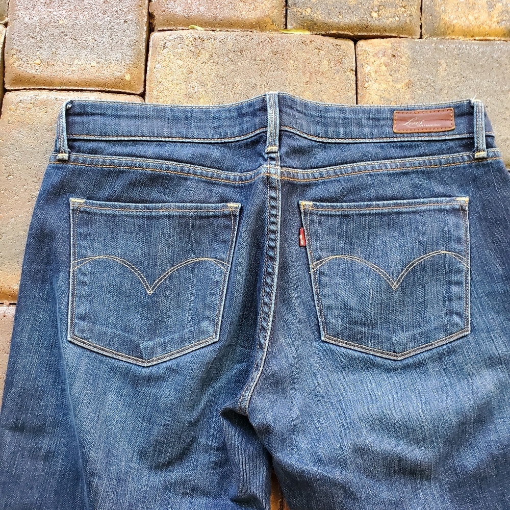 EUC Levi's Demi Curve Bootcut Med Blue Jeans 29×34 - Picture 4 of 8